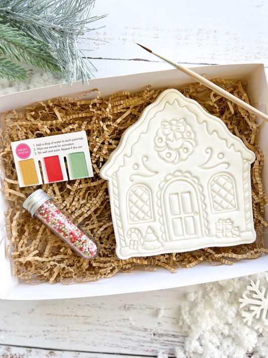 PAINT-YOUR-OWN LARGE GINGERBREAD HOUSE